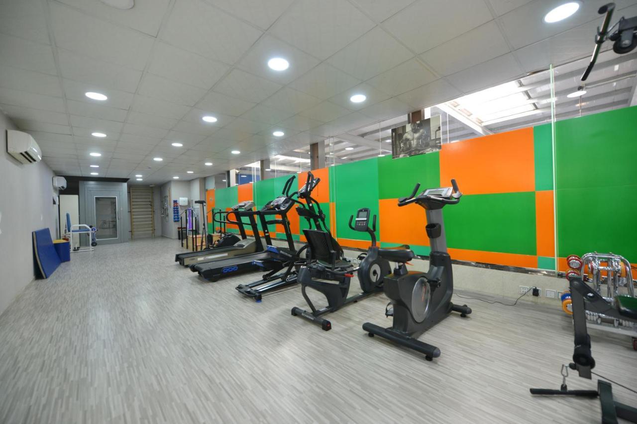 Warwick Al Dabab Riad Exterior foto