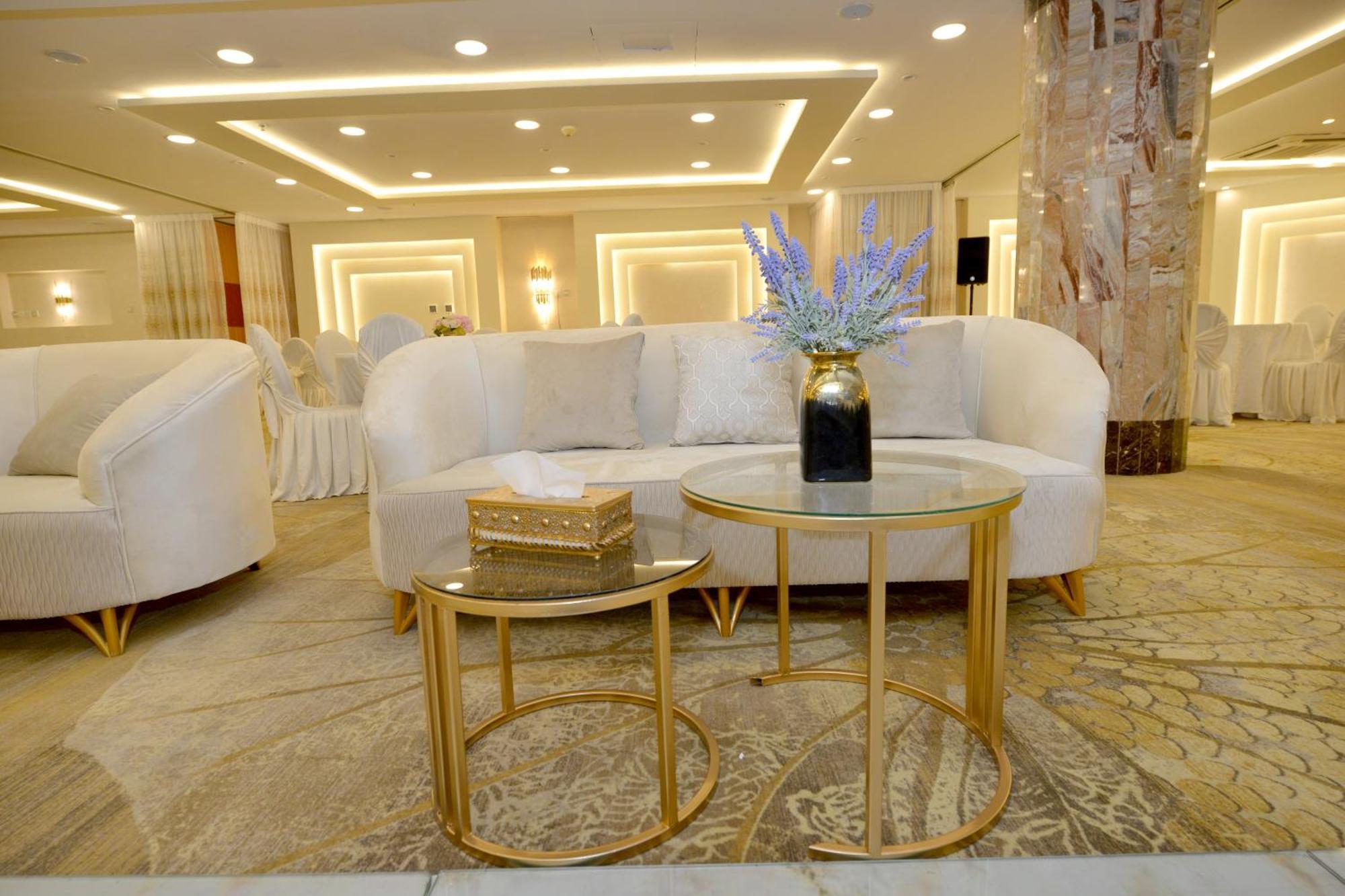 Warwick Al Dabab Riad Exterior foto